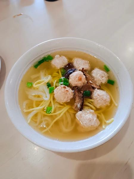 Hot Bowl White Curry Mee 3