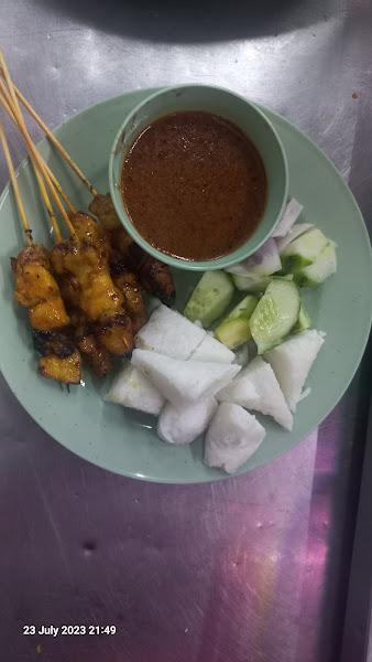 Achik Satay 1