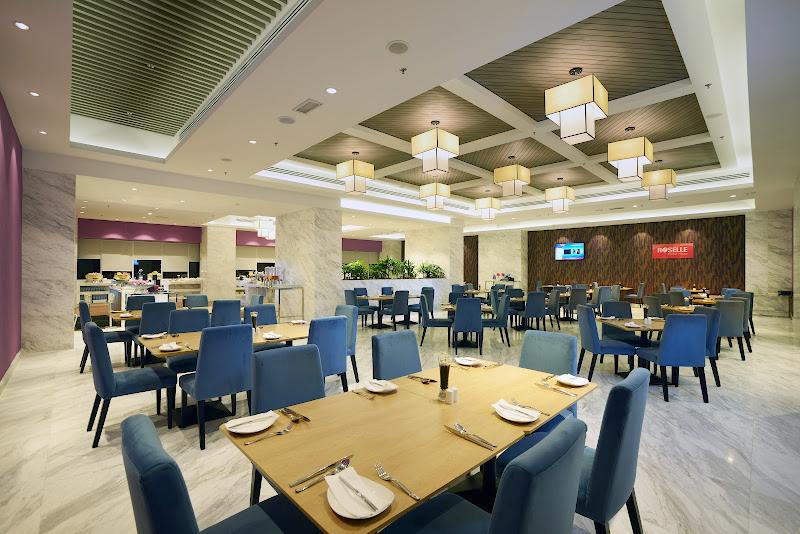 Roselle Coffee House (Lexis Suites Penang)