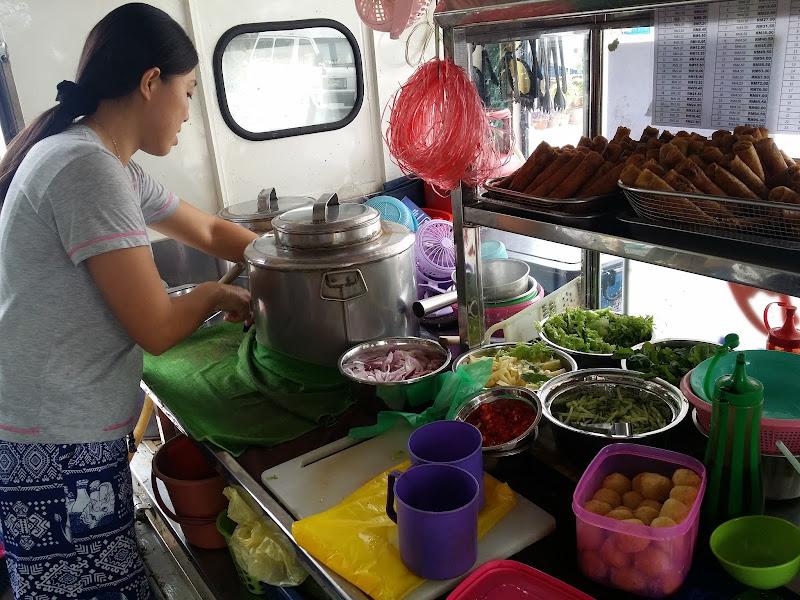 Assam Laksa Jelutong - Food Truck 3