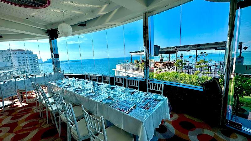 Three Sixty Revolving Restaurant and Rooftop Bar 1