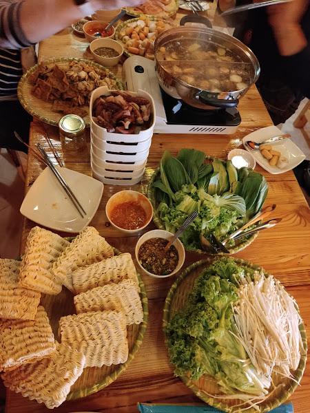 Sukiyana Steamboat 1
