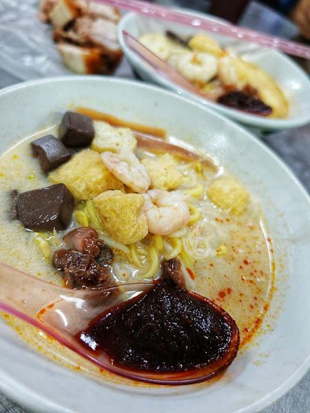 Kuantan Road Curry Mee 3