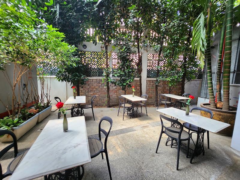 Areca Cafe 1