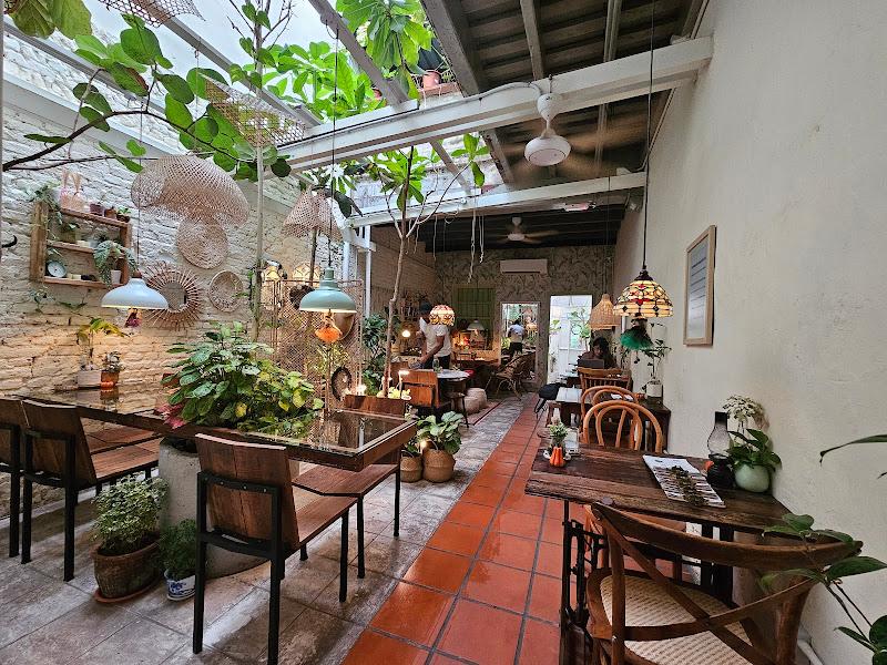 Cara Caro Cafe