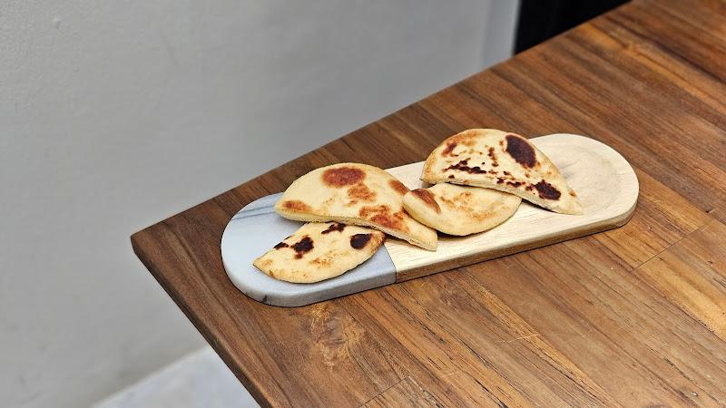 Kommune Lebuh Victoria | Conscious lifestyle & plant-based dining 2