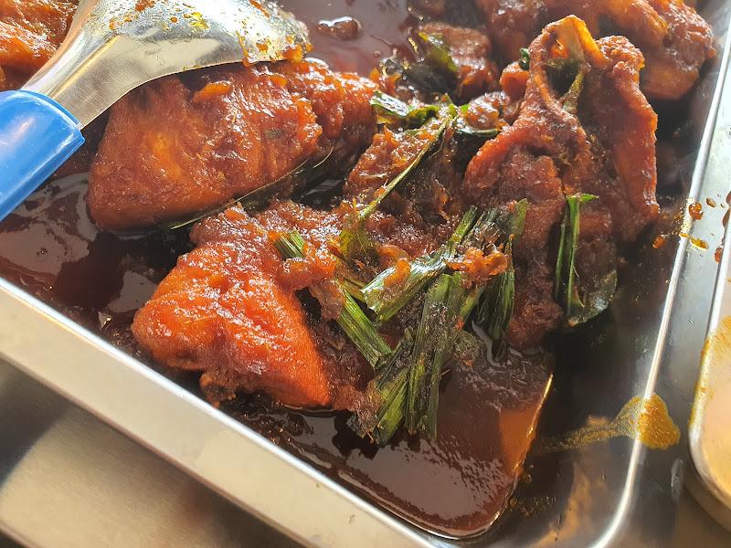 父子沙煲咖喱鱼头香辣饭 Father and Son Claypot Curry Fish Head 1
