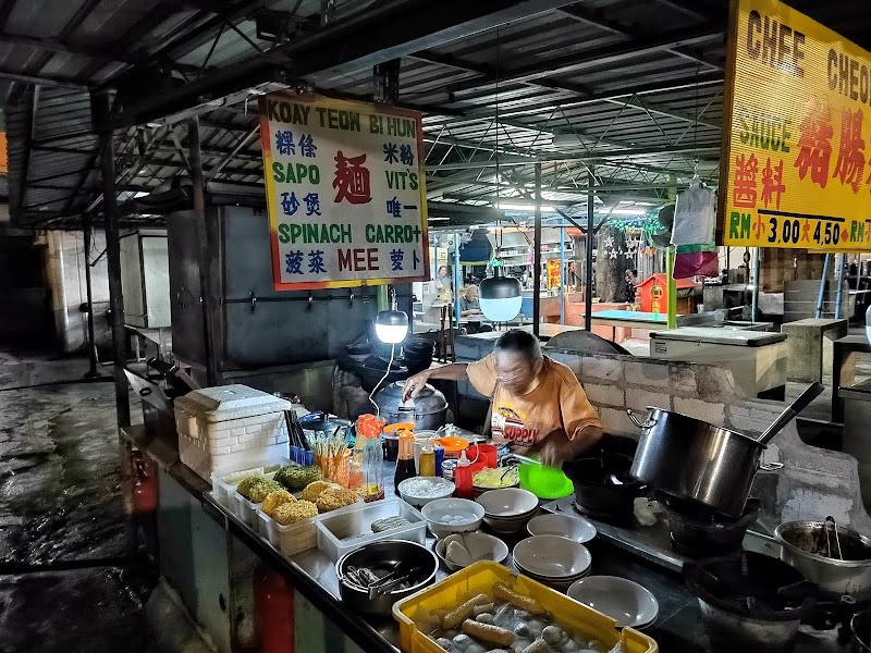 Padang Tembak Claypot Curry Mee 打枪埔砂煲咖喱面 1