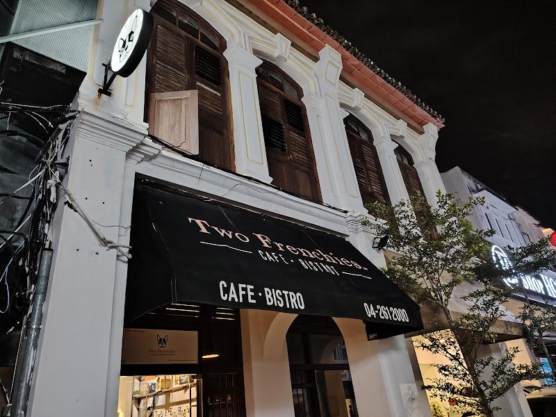 Two Frenchies Cafe Bistro 2