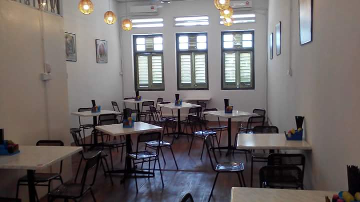 Tong Lek 8 Cafe 2