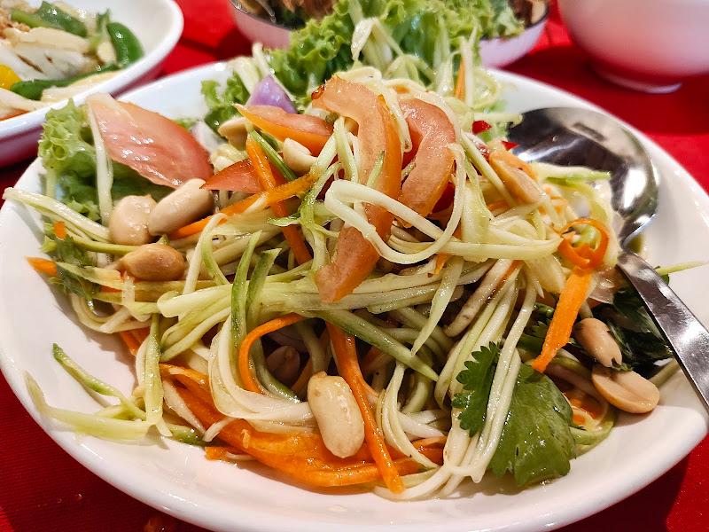 Chang Noi Restaurant 2