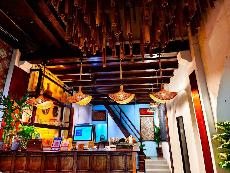 Aroma Eatery