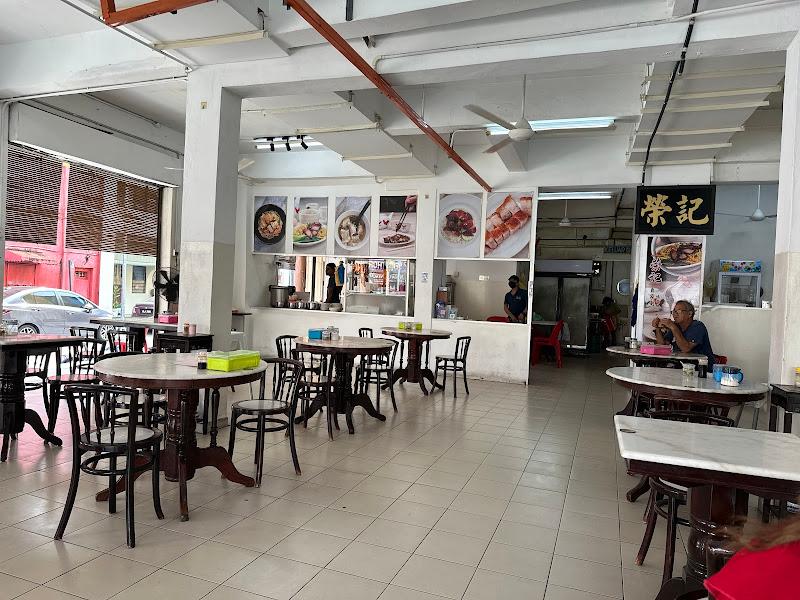 Weng Kei Wantan Mee 荣记茶餐室 3