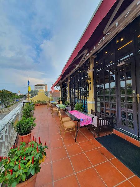 Irama Dining 3