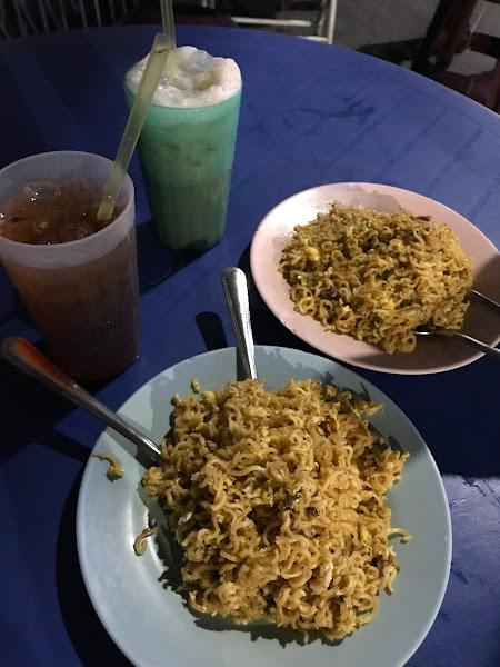 Gerai Maggi Goreng Mamak 1