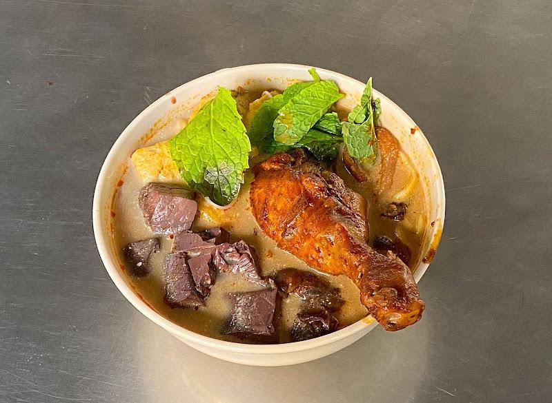 Lao Mu Zi Curry Mee 1
