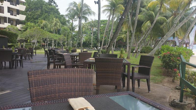 Feringgi Grill at Shangri-La's Rasa Sayang Resort and Spa - Penang 1