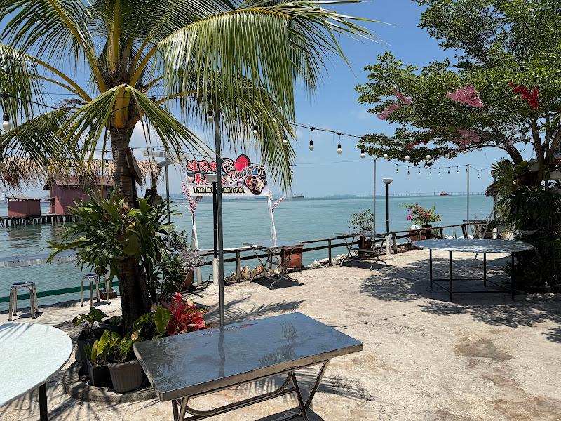 Tan Jetty Thai Food Restaurant 3
