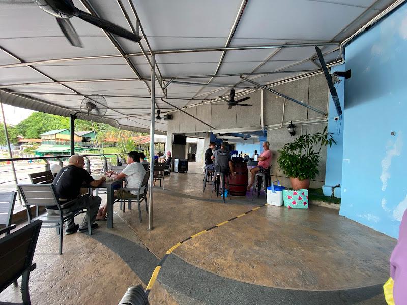 SEA Front Cafe